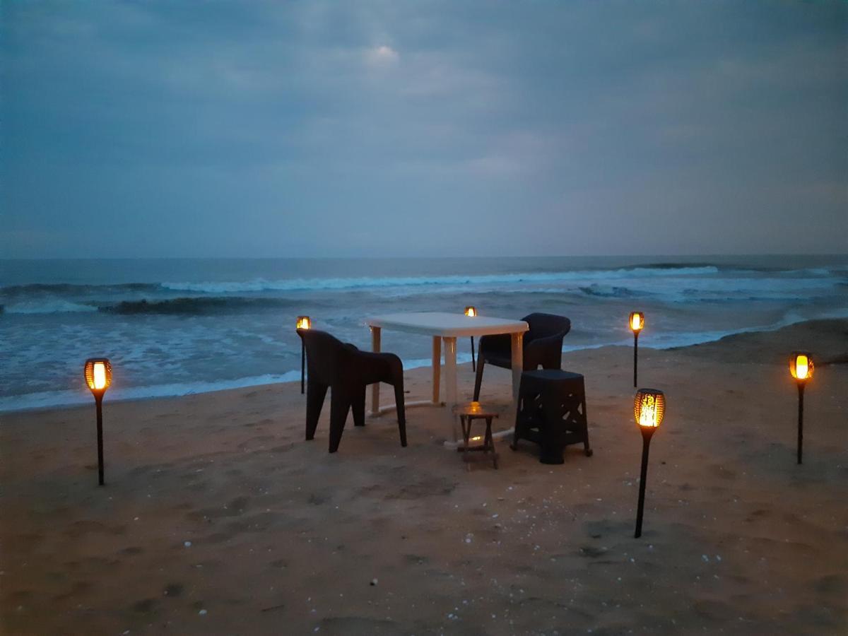 The Camp Club Beach Villa Payyannur Екстер'єр фото